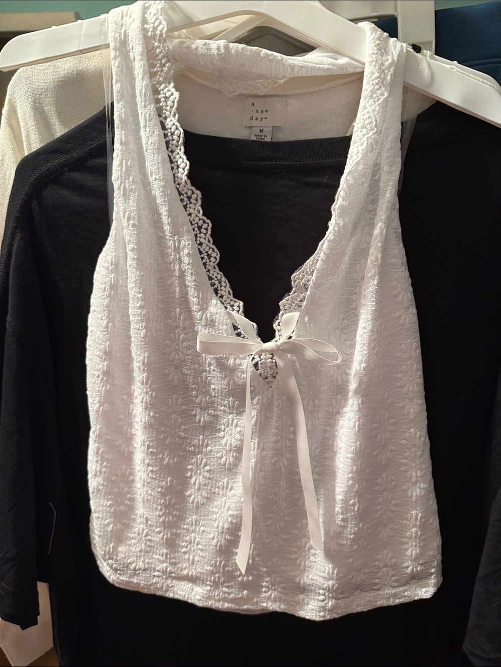 wild fable White Lace-Trim Tie-Front Cropped Halter